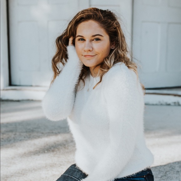 Meet your Posher, Ccyenna - Picture 3 of 4